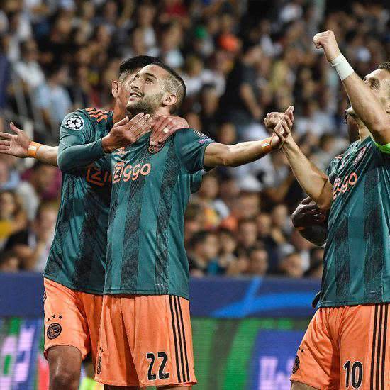 及时的协防 及时的协防